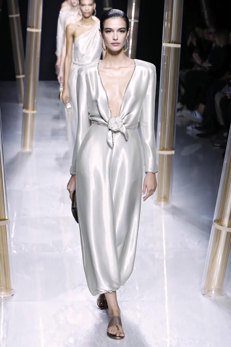 10 Spring-Summer 2023 Fashion Trends Straight From the Runway - image 1
