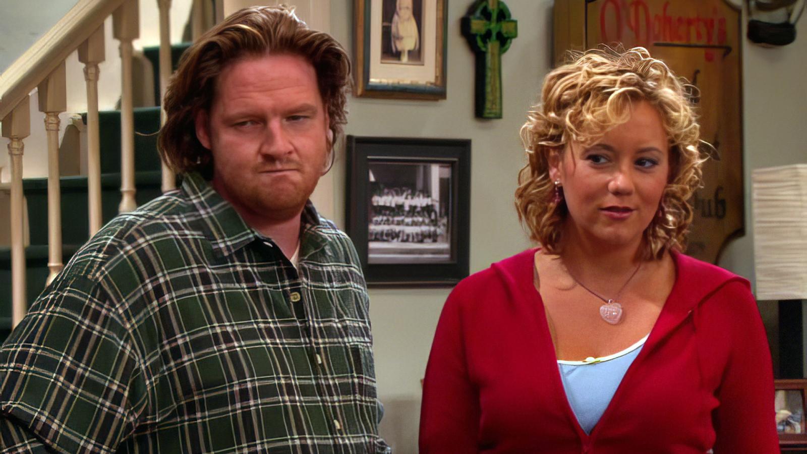 15 Nostalgic Sitcoms That Make for Perfect Comfort Viewing - image 14