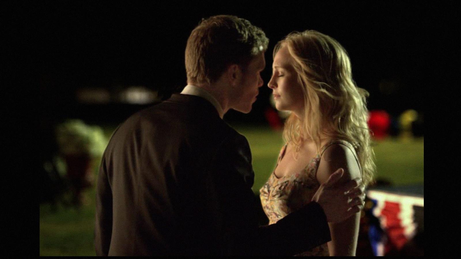 Controversial Klaroline Romance Still Has Vampire Diaries Fans Split - image 1