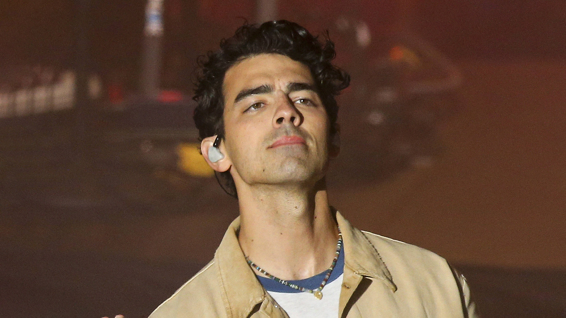 The List of 5 Major Celebrities Joe Jonas Dated